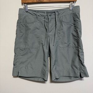 The North Face Horizon 2.0 Roll-Up Shorts Gray Women's 6 Hiking Outdoors Travel